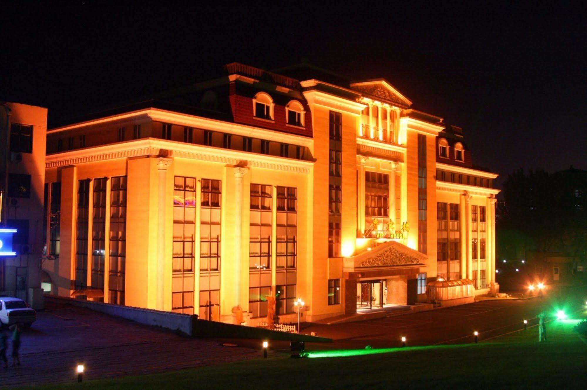 Qingdao Garden Hotel Exterior photo